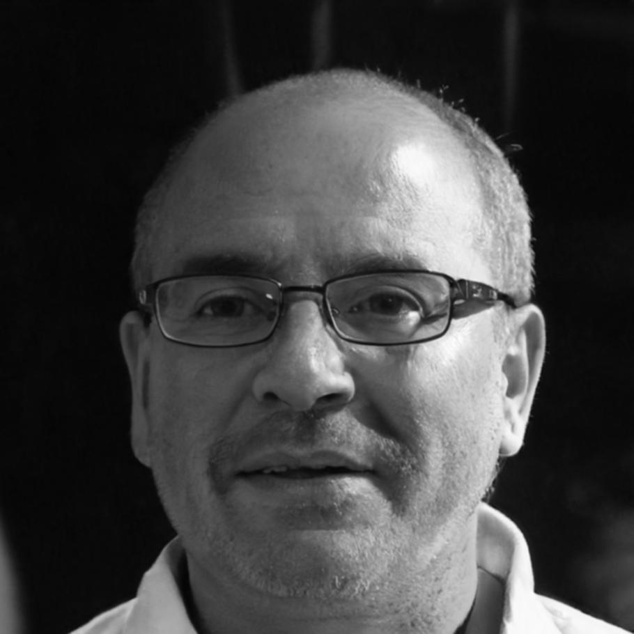 Ritratto di Luca Bertolaso, docente di disegno dal vero